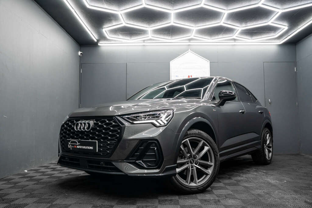 Audi Q3 Sportback 35 Tfsi Mhev Black Edition YH22XAD #5