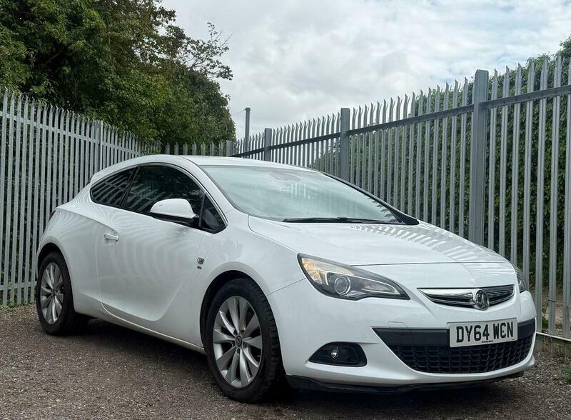 Vauxhall Astra GTC 2.0 Cdti Sri Euro White #6