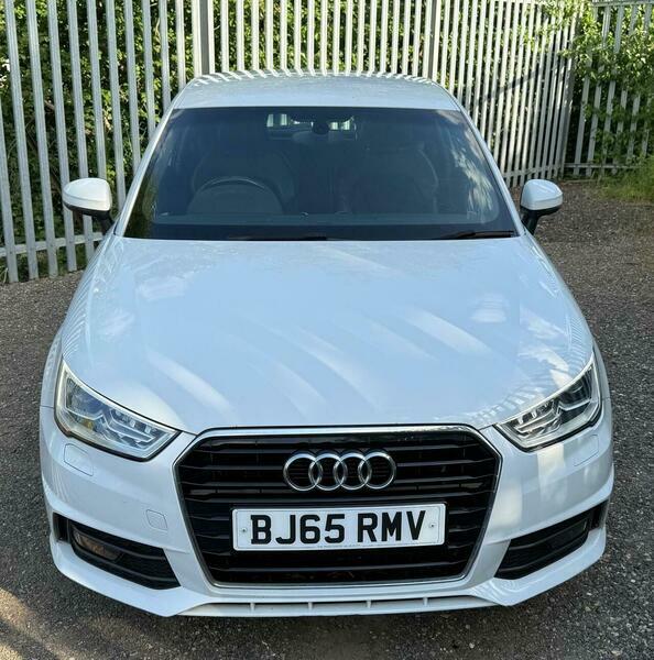 Audi A1 1.6 Tdi S Line BJ65RMV White #3