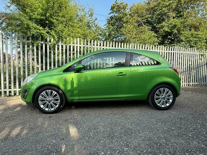 Vauxhall Corsa 1.2 16V Se Euro DL13XWJ Green #4