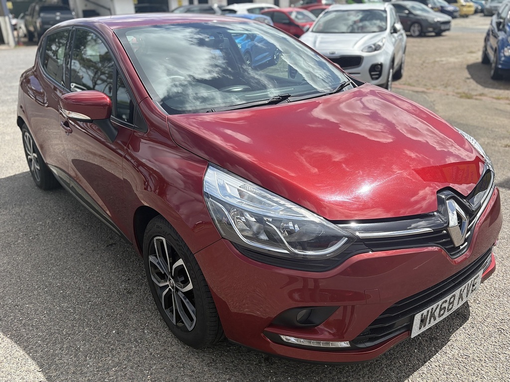 Renault Clio Dci Play WK68KVE Red #3