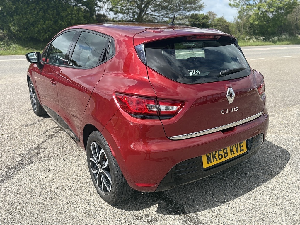 Renault Clio Dci Play WK68KVE Red #2