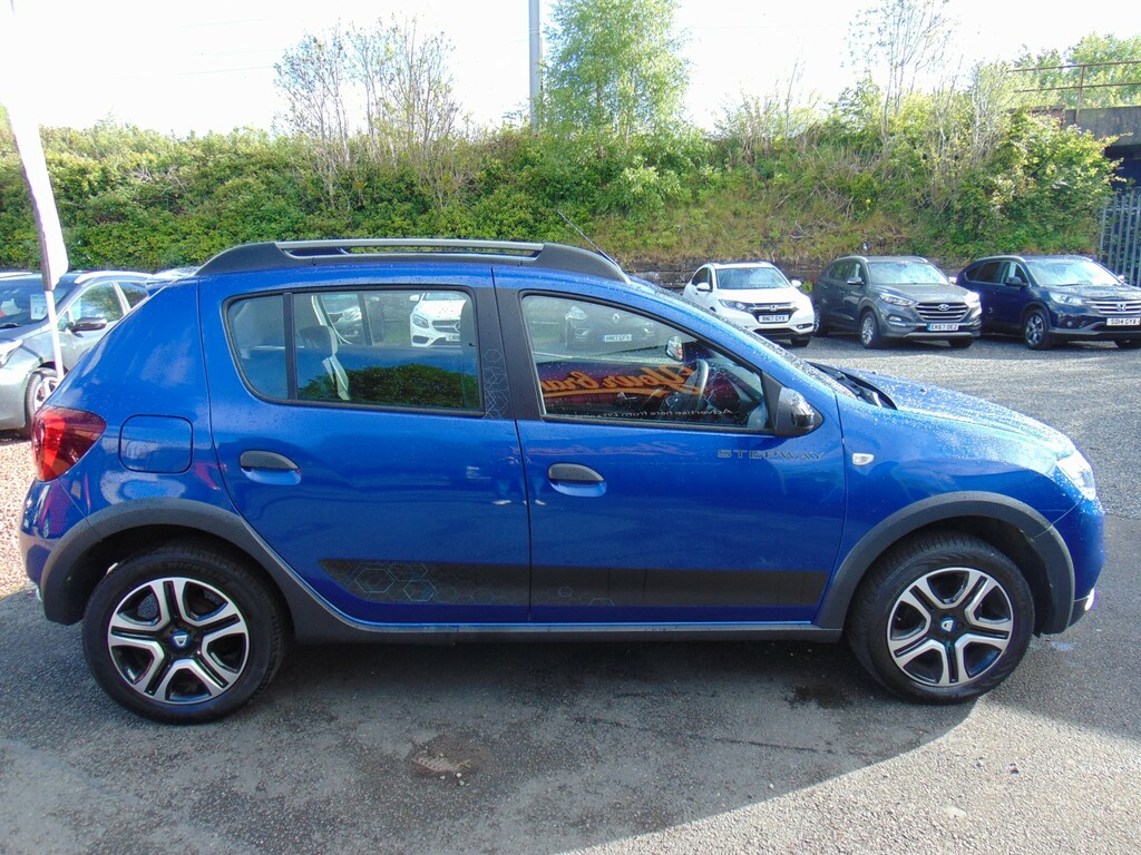 Dacia Sandero Stepway Hatchback 0.9 Stepway Se Twenty Tce 90 Re Only 2 SD70OHO Blue #2