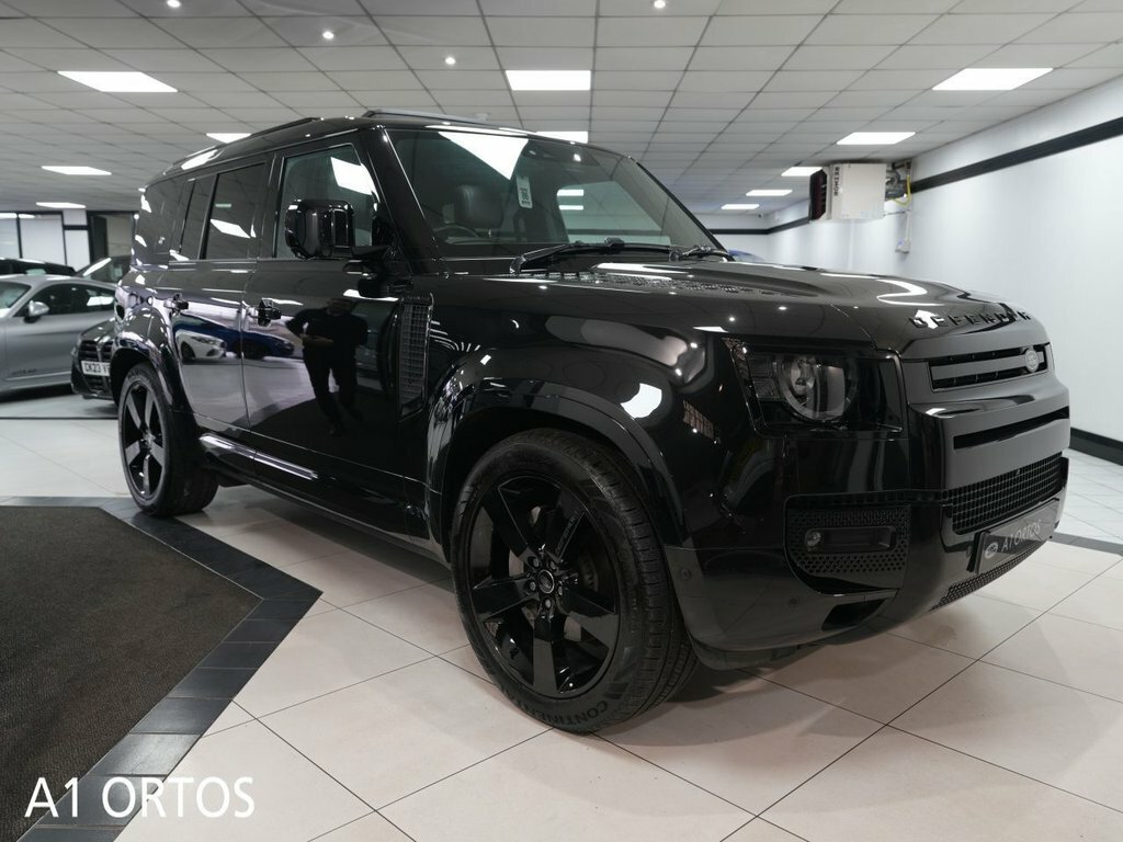 Land Rover Defender 3L X-dynamic Hse Black
