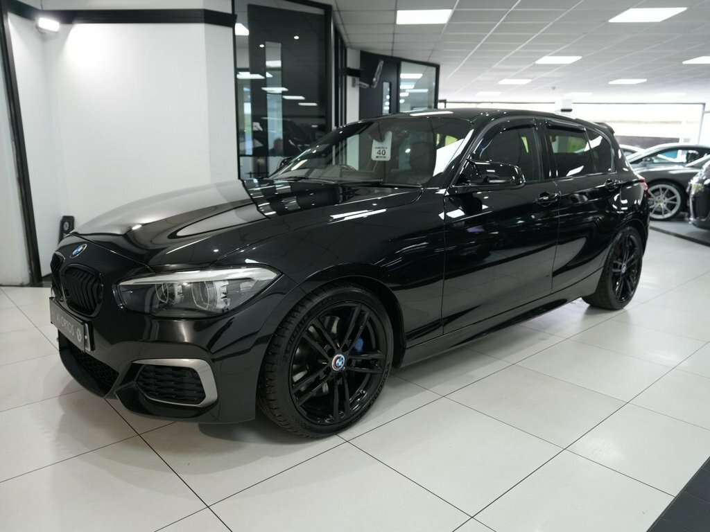 BMW 1 Series 3L Shadow Edition LH67AMK Black #4