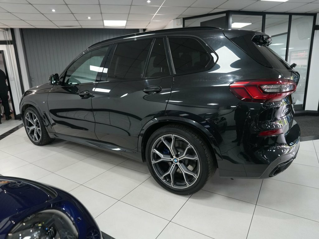 BMW X5 3L M Sport YS69FOM Black #6