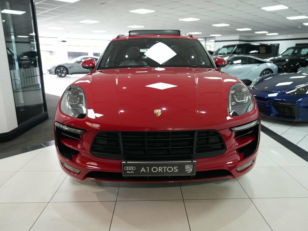 Porsche Macan 3L Gts RO18ZPP Red #2