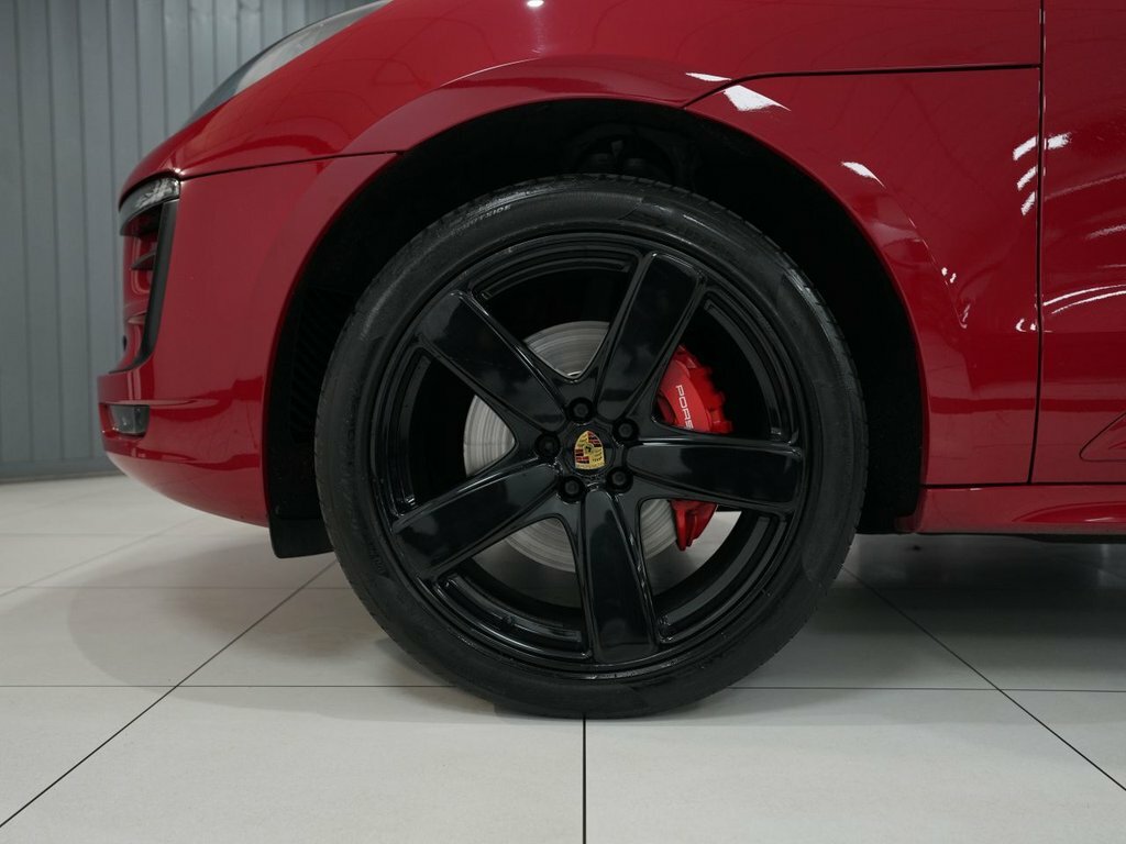 Porsche Macan 3L Gts RO18ZPP Red #5
