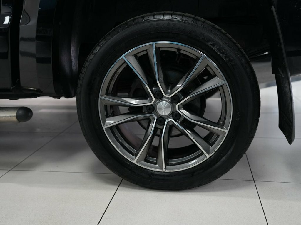 Volkswagen Amarok 3L Aventura Black #5