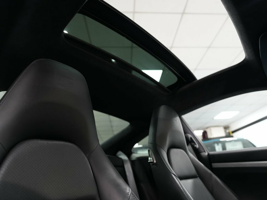 Porsche 911 3L 991 Carrera 4 NA16AKP Silver #3