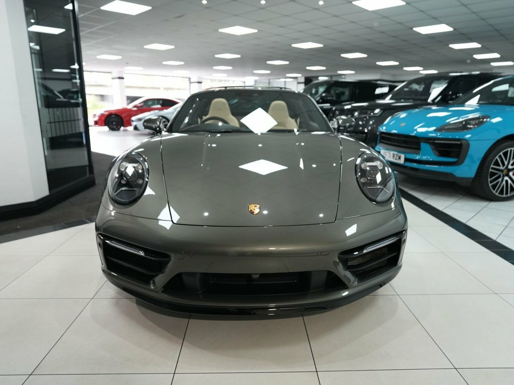 Porsche 911 3L 992 4S KF24OGJ Green #2