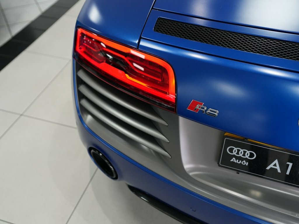 Audi R8 V10 Quattro Green #28
