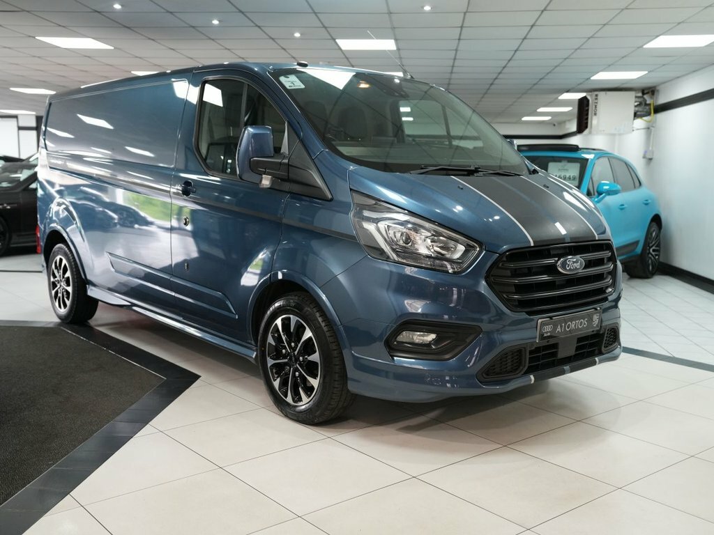 Ford Transit Custom 2L Sport Blue