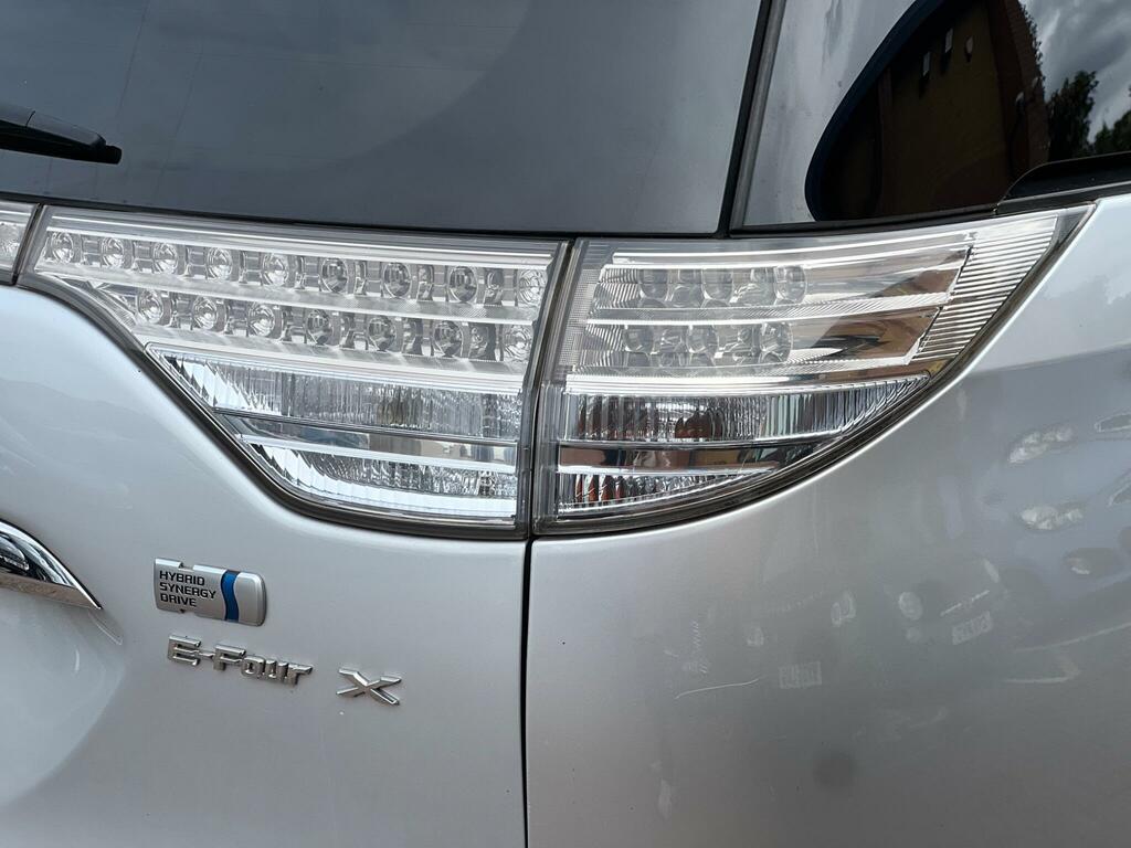 Toyota Estima #20