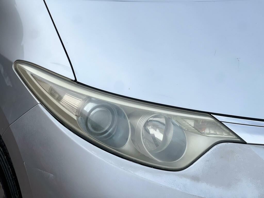 Toyota Estima #21