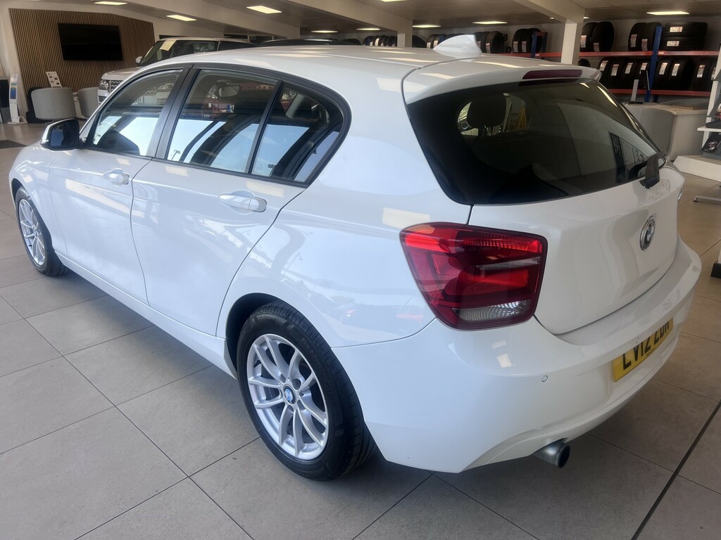 BMW 1 Series Hatchback 1.6 118I Se 5-Door 201212 White #6