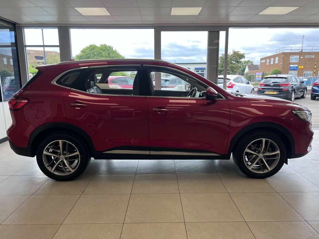 MG HS Suv 1.5 T-gdi Exclusive 202222 DV22JSY Red #4