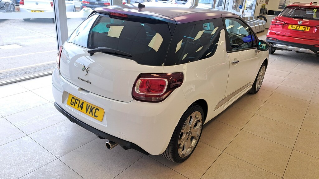 Citroen DS3 Hatchback 1.6 E-hdi Airdream Dstyle Plus 201414 GF14VKC White #3