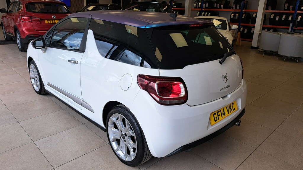 Citroen DS3 Hatchback 1.6 E-hdi Airdream Dstyle Plus 201414 GF14VKC White #5