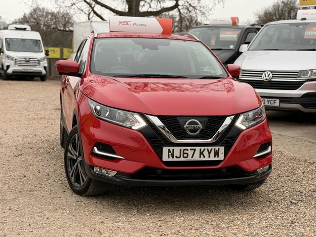 Nissan Qashqai Dig-t N-connecta Euro 6 NJ67KYW Red #5