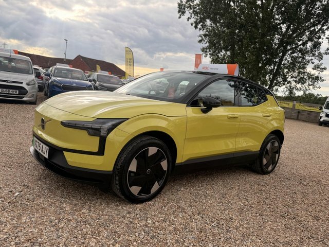 Volvo EX30 Motor Extended Range 69Kwh YG75AJY Yellow #2