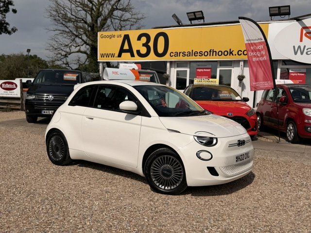 Fiat 500E Icon Auto 3dr White