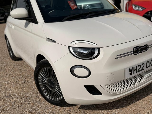 Fiat 500E Icon Auto 3dr WH22CKL White #6