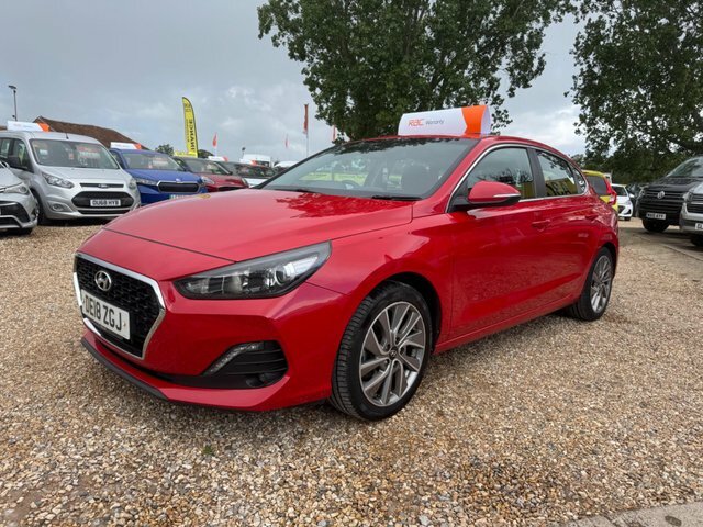 Hyundai I30 T-gdi Se Nav Fastback DE18ZGJ Red #2
