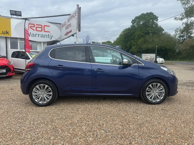 Peugeot 208 Puretech Allure Euro 6 FN67WMC Blue #4
