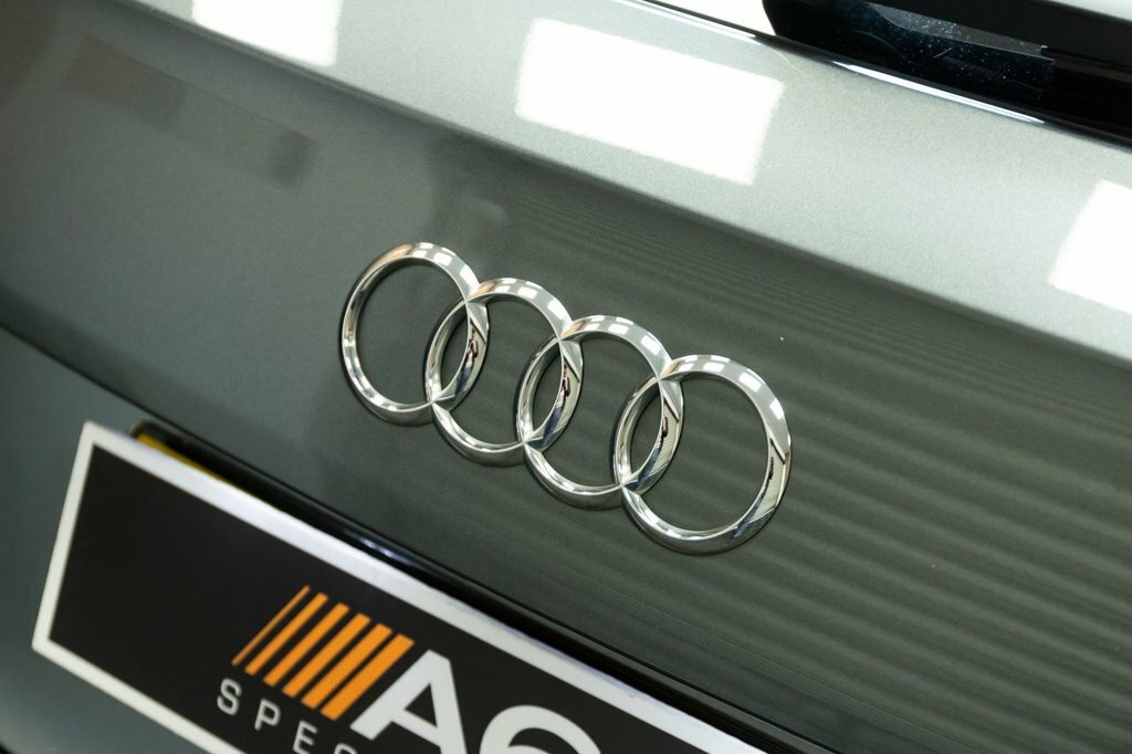 Audi RS6 Avant Estate Black #59