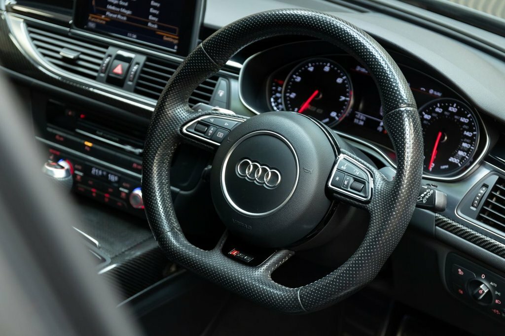 Audi RS6 Avant Estate Black #49