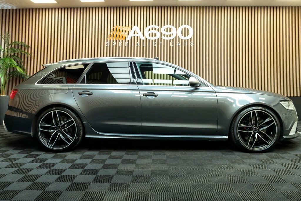Audi RS6 Avant Estate Black #8