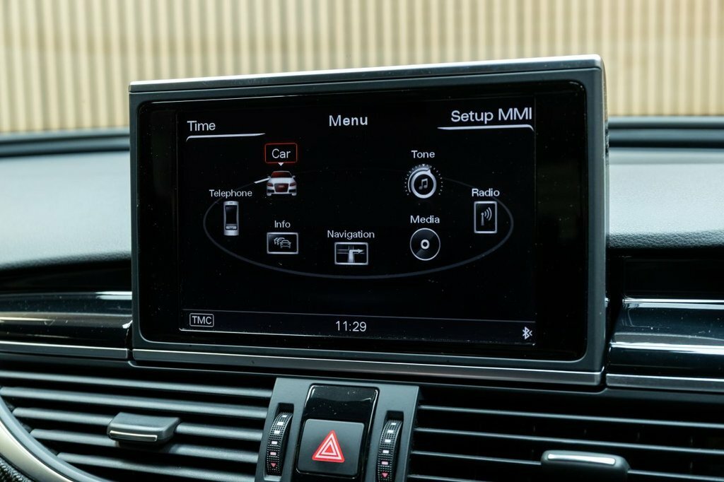 Audi RS6 Avant Estate Black #25