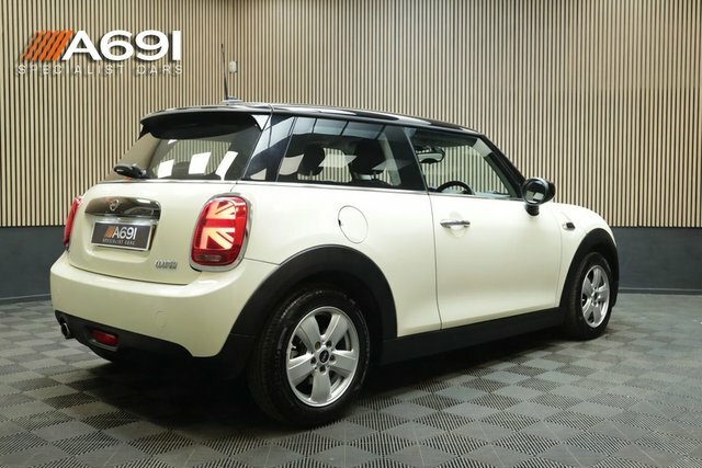 Mini Hatch 1.5 Cooper Classic Hatchback Eur NK70VXW Black #6