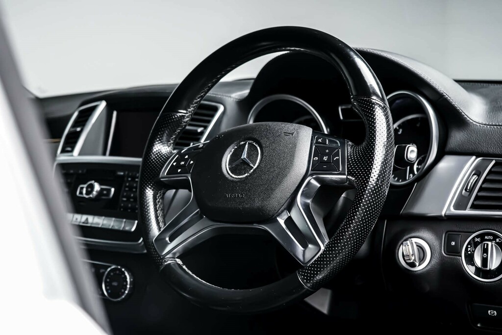 Mercedes-Benz GL Class #19
