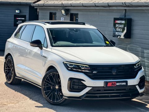 Volkswagen Touareg 3.0 Touareg V6 DE20RZD White #3
