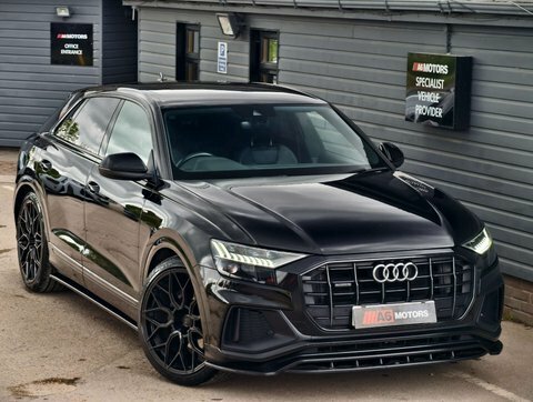 Audi Q8 3.0 Q8 S KW70FVD Black #4