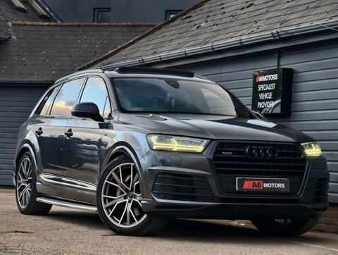 Audi Q7 3.0 Q7 S YJ67RLD Grey #4