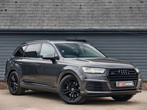 Audi Q7 3.0 Q7 S Grey