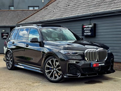 BMW X7 3.0 40I M GP19XWX Black #3