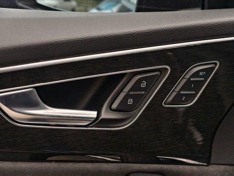 Audi SQ7 Suv Silver #27