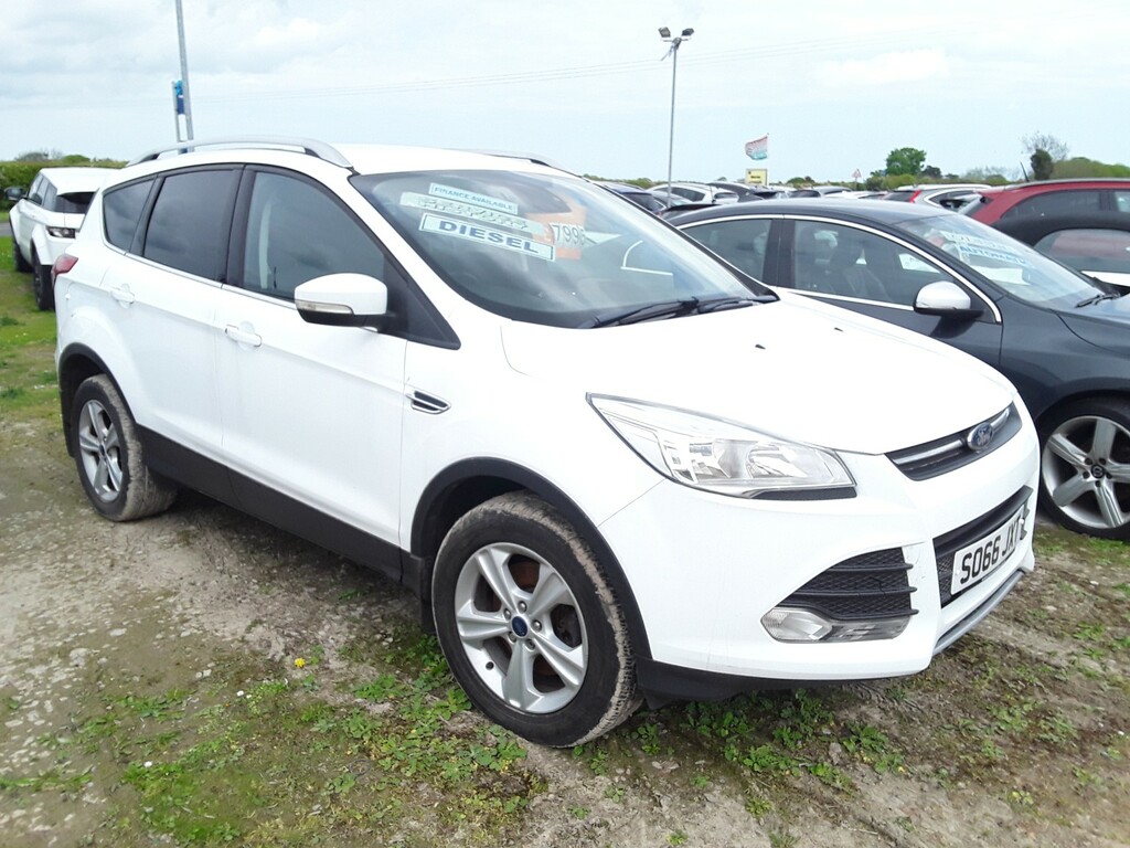 Ford Kuga Suv 2.0 Tdci Zetec 2016 White
