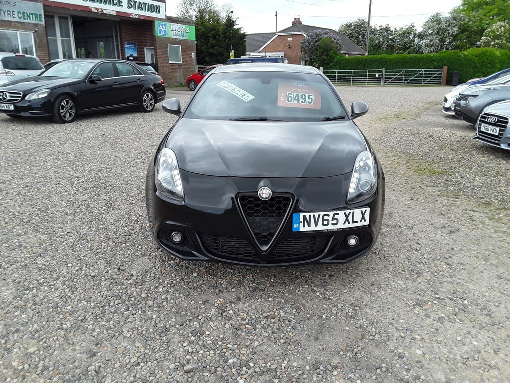Alfa Romeo Giulietta Hatchback 2.0 Giulietta 2.0 Jtdm-2 150 Bhp Qv Line NV65XLX Black #2