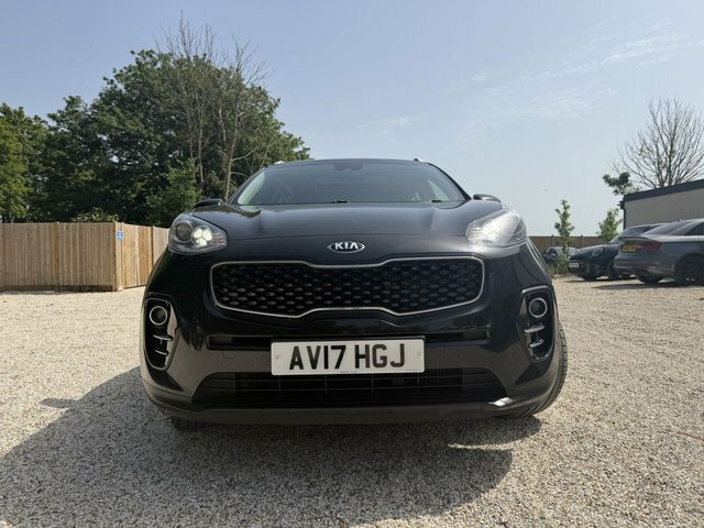 Kia Sportage 2.0 Crdi Kx-3 Suv Awd Euro 6 134 AV17HGJ Black #2