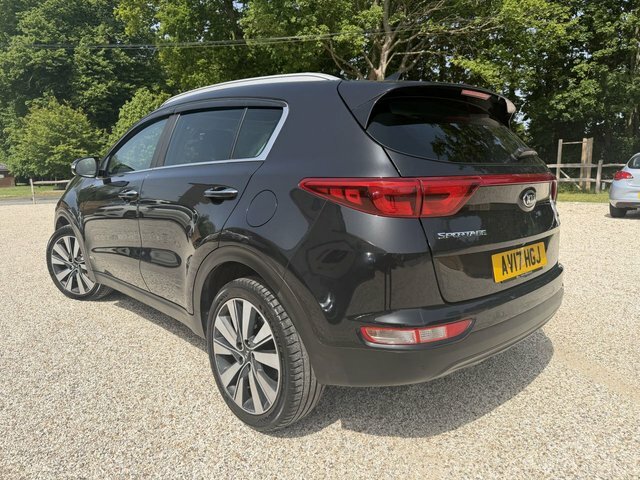 Kia Sportage 2.0 Crdi Kx-3 Suv Awd Euro 6 134 AV17HGJ Black #6