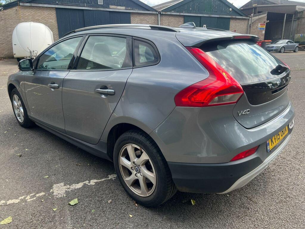 Volvo V40 Cross Country Hatchback 2.0 D2 Se Nav Euro 6 Ss 201 Grey #6
