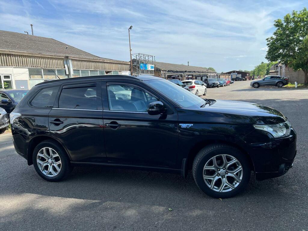 Mitsubishi Outlander Suv 2.0H 12Kwh Gx4h Cvt 4Wd Euro 5 Ss 2015 OY15SVV Black #4