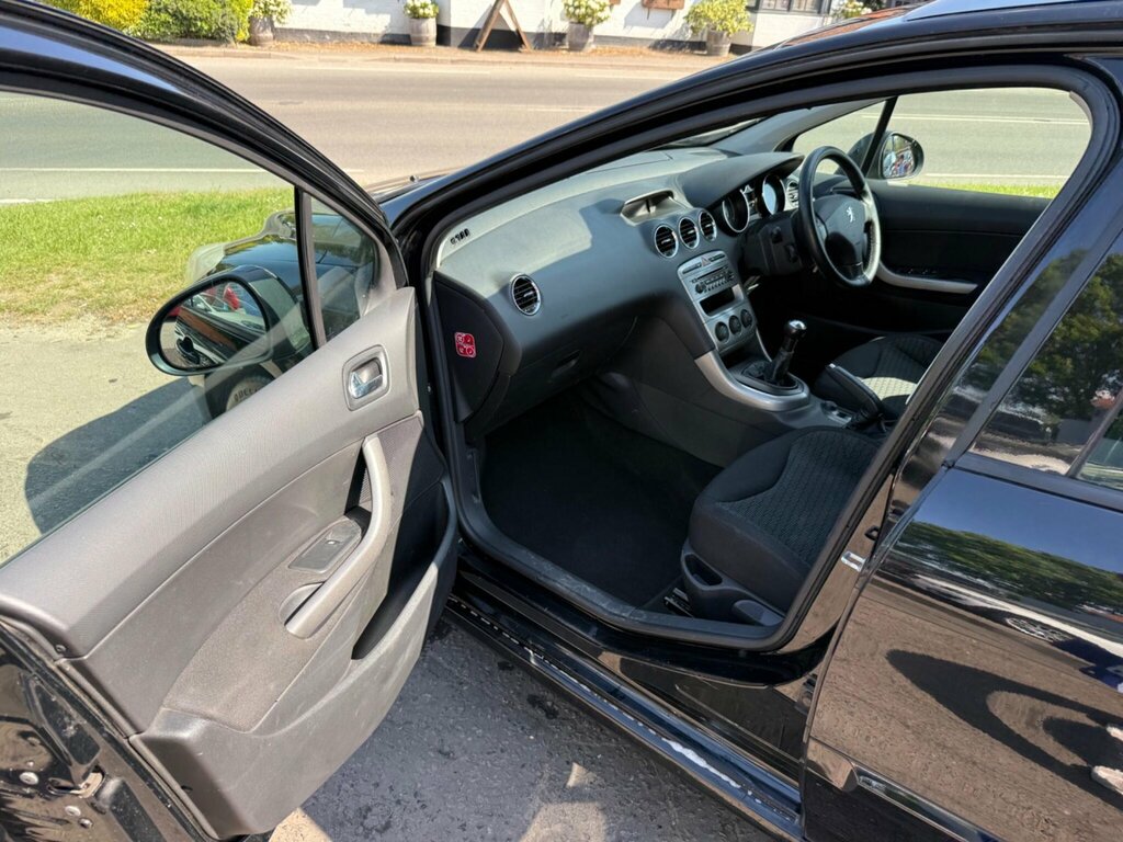 Peugeot 308 SW 1.6 Hdi Sr Silver #11