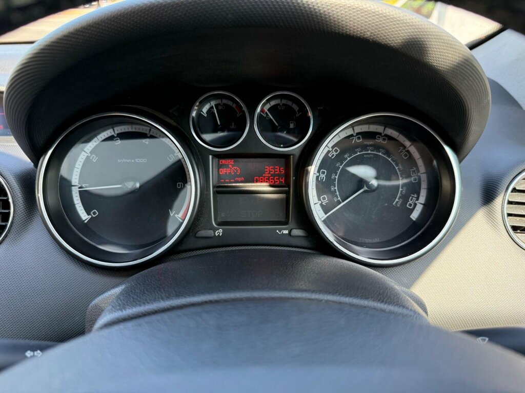Peugeot 308 SW 1.6 Hdi Sr Silver #26