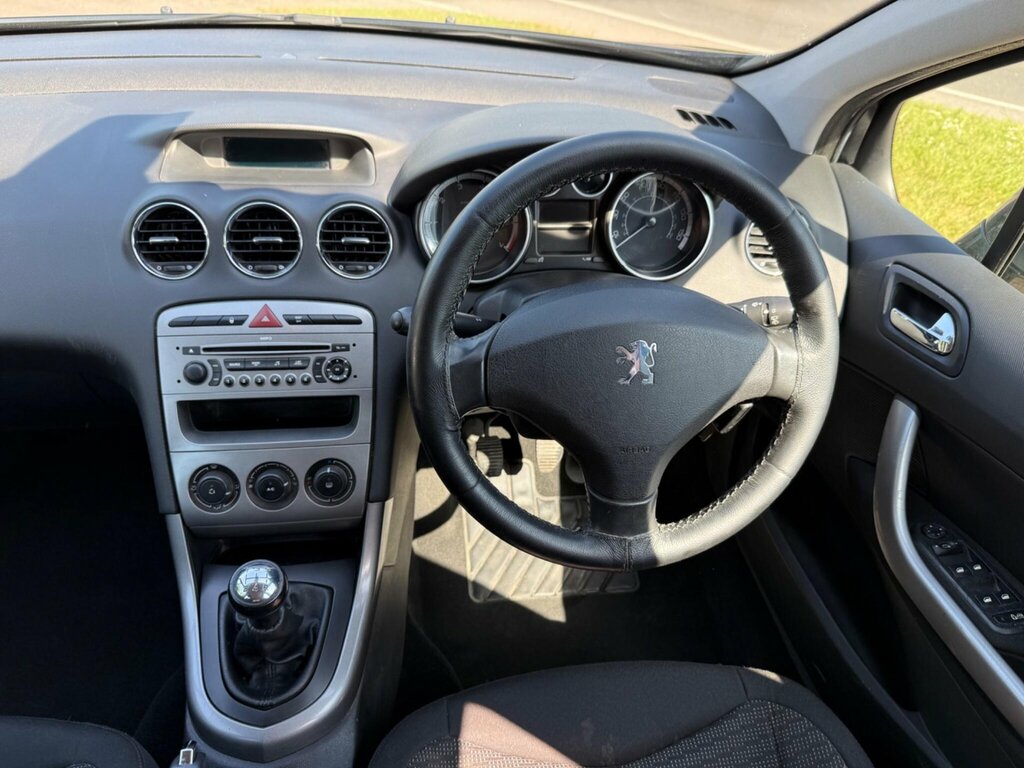 Peugeot 308 SW 1.6 Hdi Sr Silver #14
